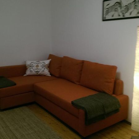 Ch4 Apartment Mediaş Стая снимка