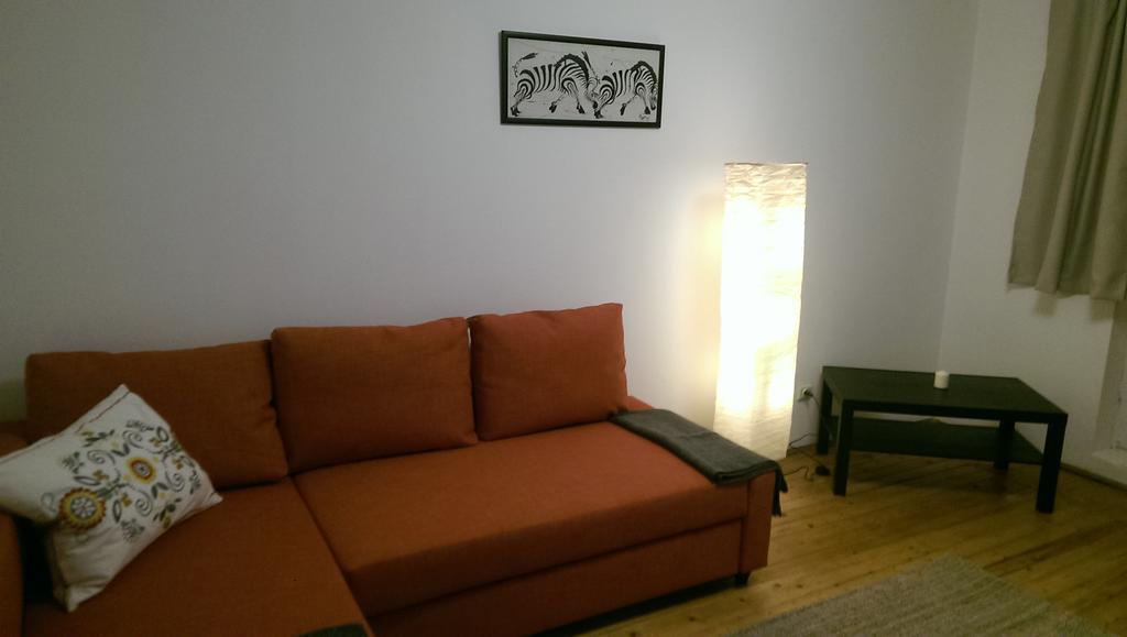 Ch4 Apartment Mediaş Стая снимка