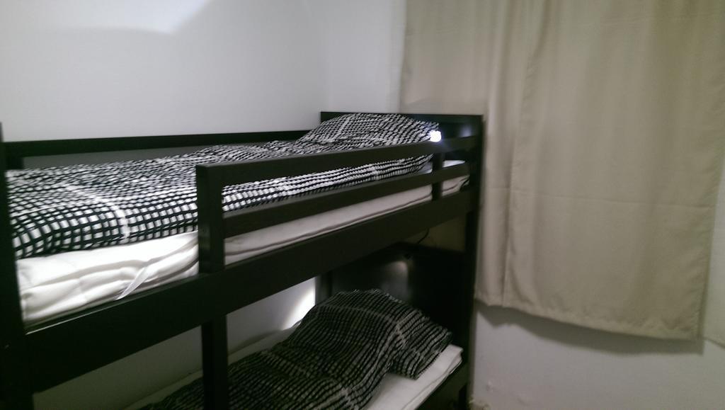 Ch4 Apartment Mediaş Стая снимка