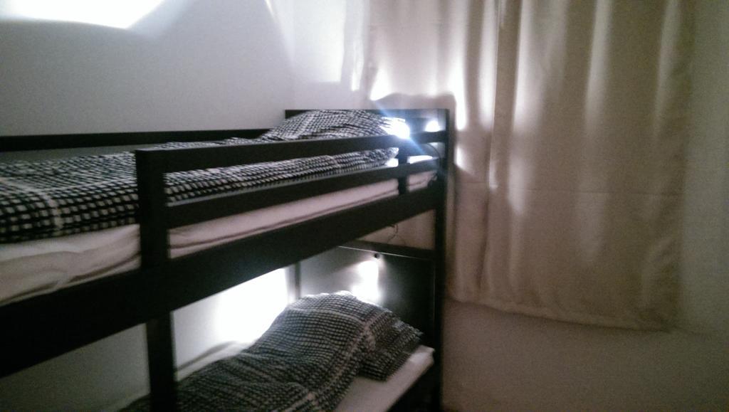 Ch4 Apartment Mediaş Стая снимка