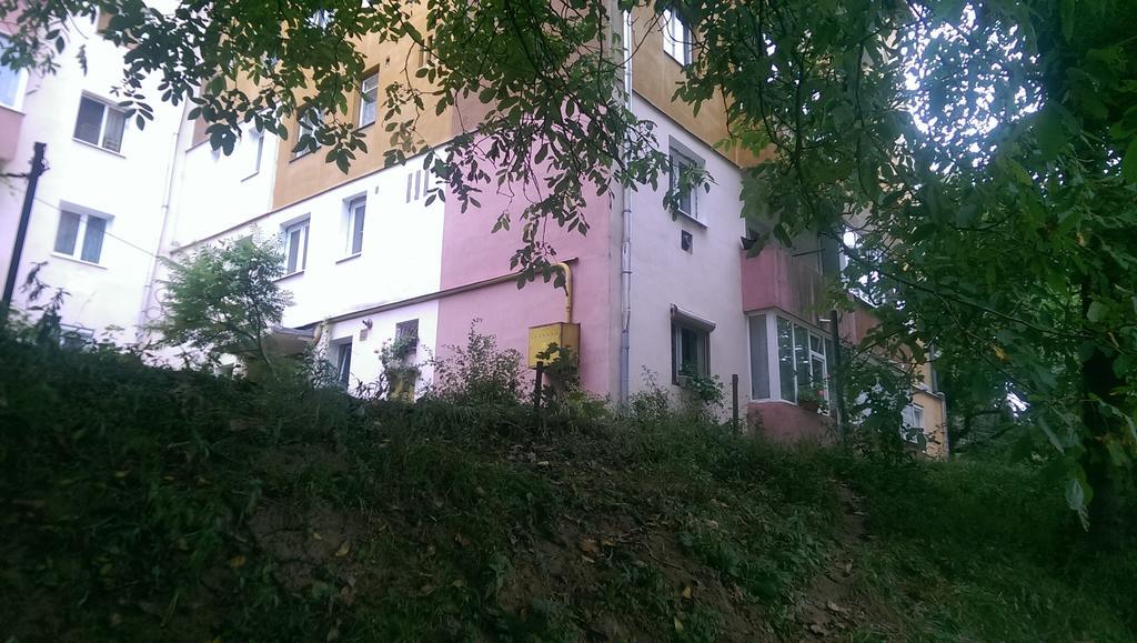 Ch4 Apartment Mediaş Стая снимка